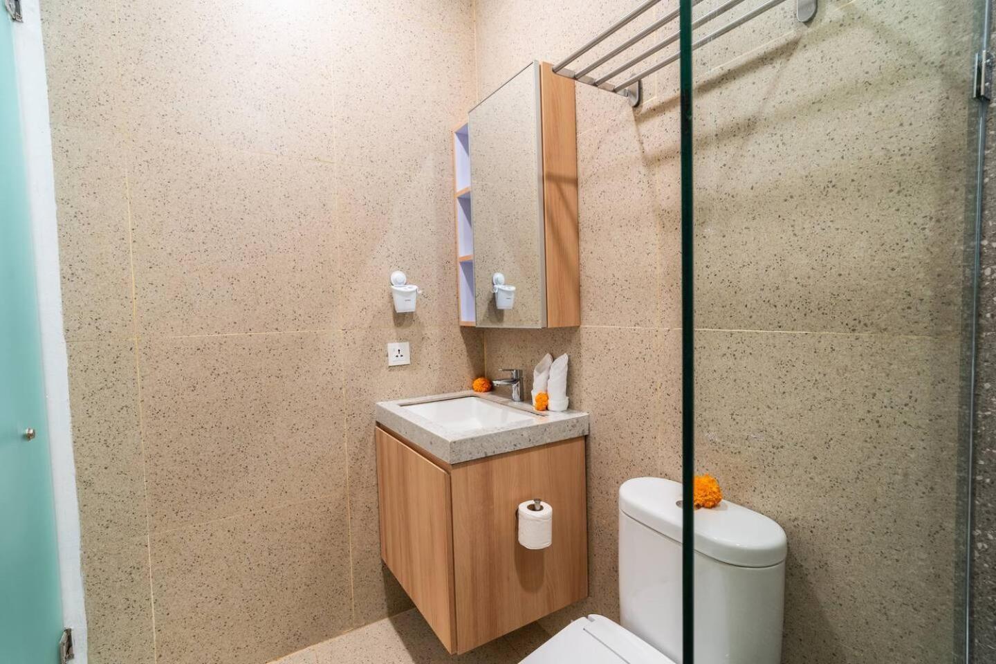 Alyxia 1 Bedroom Apartment In Central Seminyak Εξωτερικό φωτογραφία