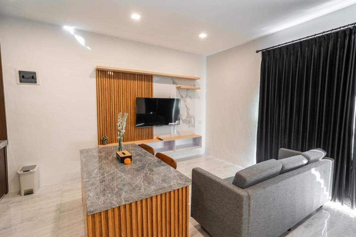 Alyxia 1 Bedroom Apartment In Central Seminyak Εξωτερικό φωτογραφία